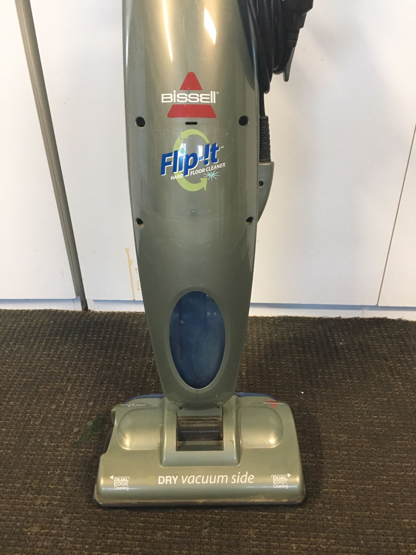 Bissell Hardwood Floor Cleaner Flip It for Sale in La