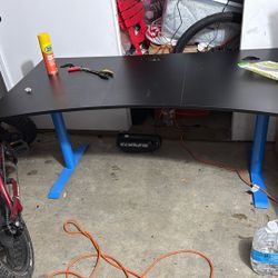 Heavy Duty Gaming Desk