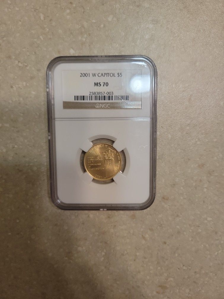 2001 W Capitol $5 Gold Coin. Graded 