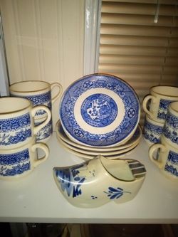 Vintage Dishware 