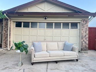 Bernhardt 3 Seater Sofa couch - Delivery Available