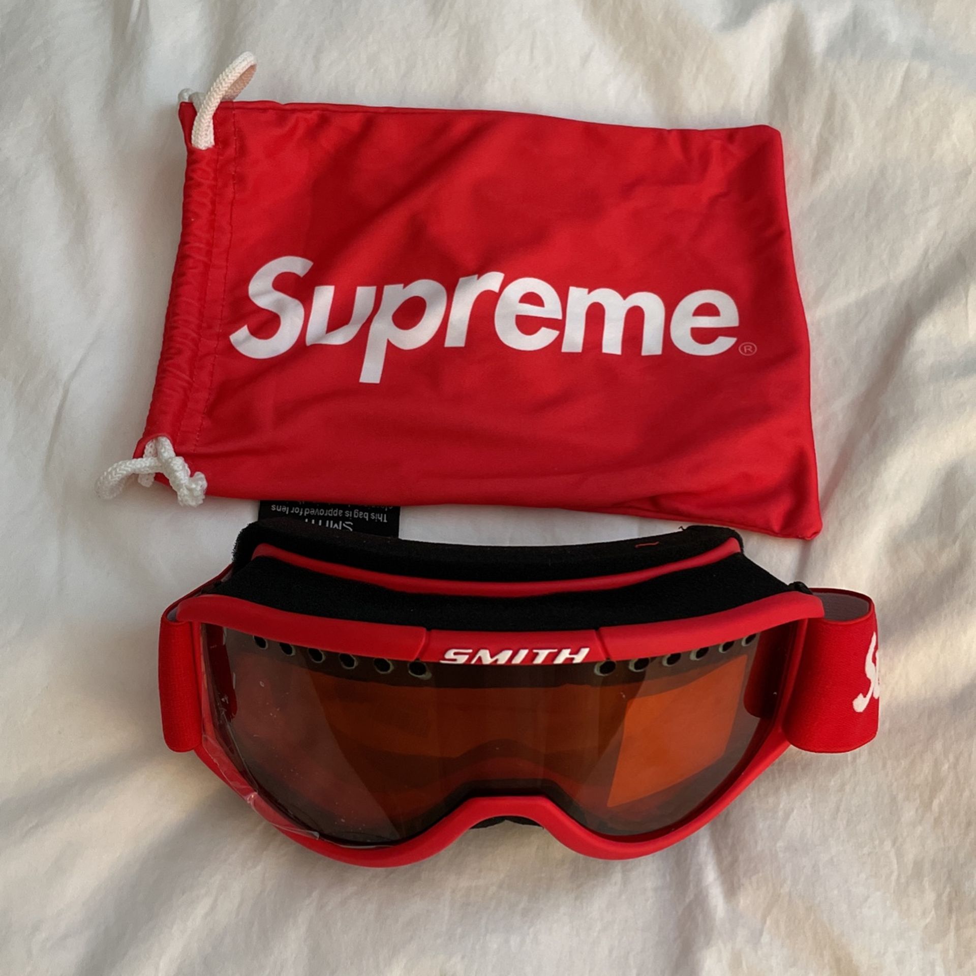 Supreme x Smith Goggles - Red