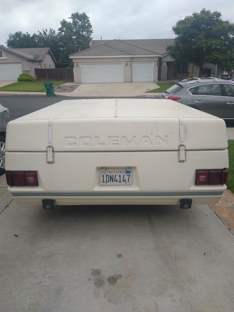 1990 Coleman Alta Pop- Up Camper