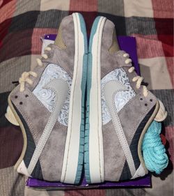 BNDS NIKE SB DUNK LOW BIG $ SAVINGS