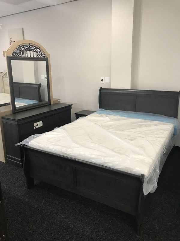 High End Bedroom Set For In Frisco Tx Offerup