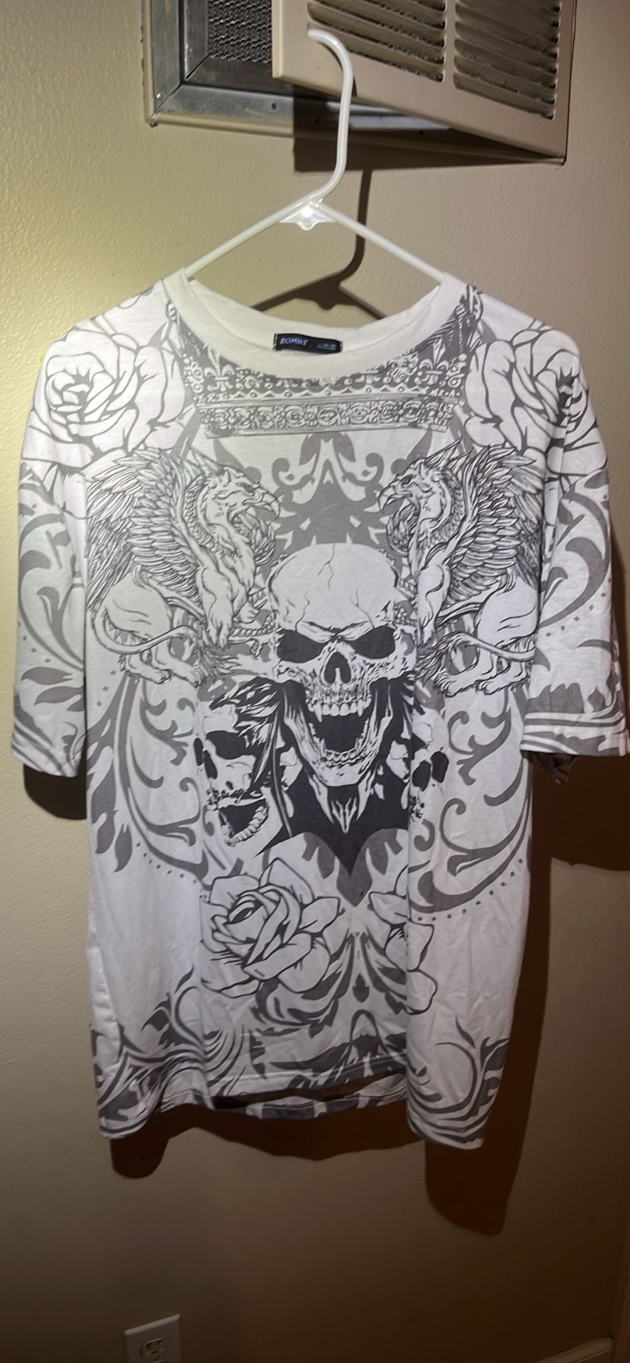White Skull Shirt (Large)