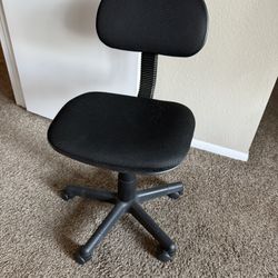 Black Task Chair
