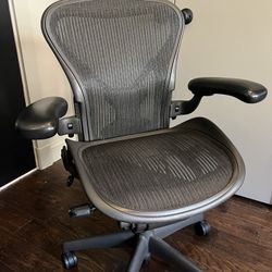 Herman Miller “Aeron” Chair (Size A / Small)