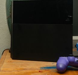 PlayStation 4 Console PS4 Controller SCUFF controller And Monitor