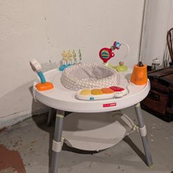 Skip Hop 3 Stage Activity Center 