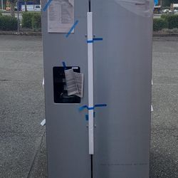 WHIRLPOOL FRIDGE(BRAND NEW).