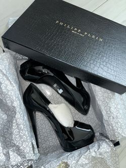 Woman Shoes