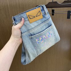 Fendi Men’s Jeans 2026 New 
