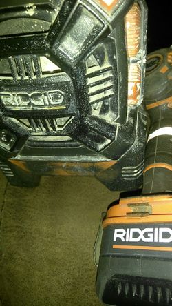 Rigid18 volt impact with batt. N radio
