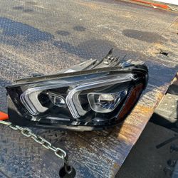 GLE 63  Driver, Side, Headlight AMG 