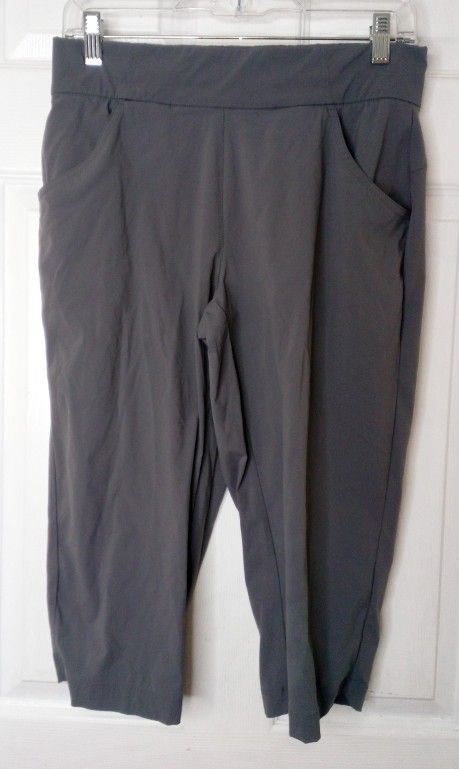 Gray Columbia Capri pants for women