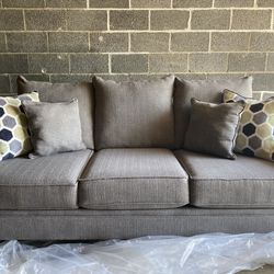 Grey / White / Indigo 3 Cushion Heritage Sofa