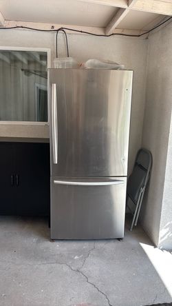 Refrigerator Hisense￼