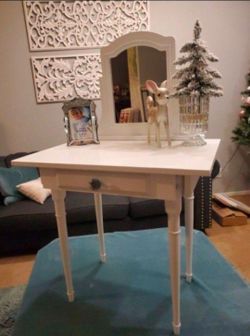 Child vanity