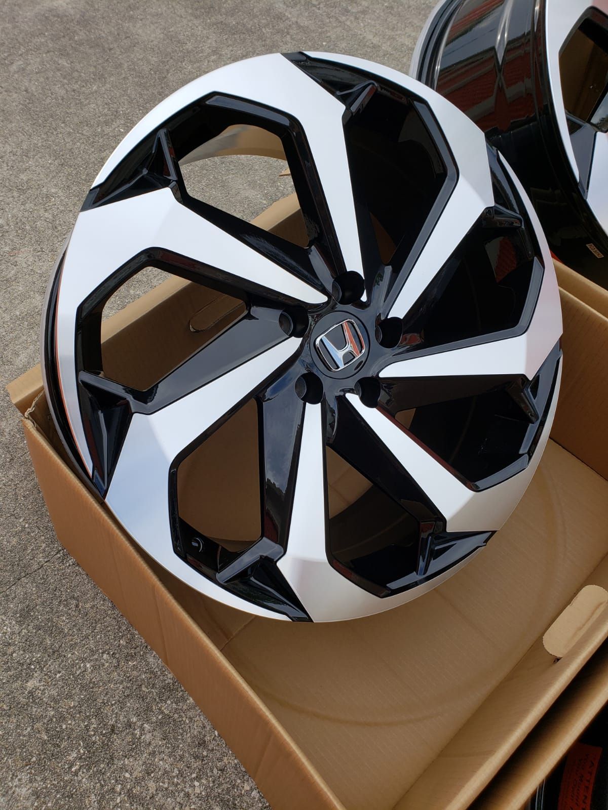 Set of 4 20 inch Honda accord sport wheels 20x8.5