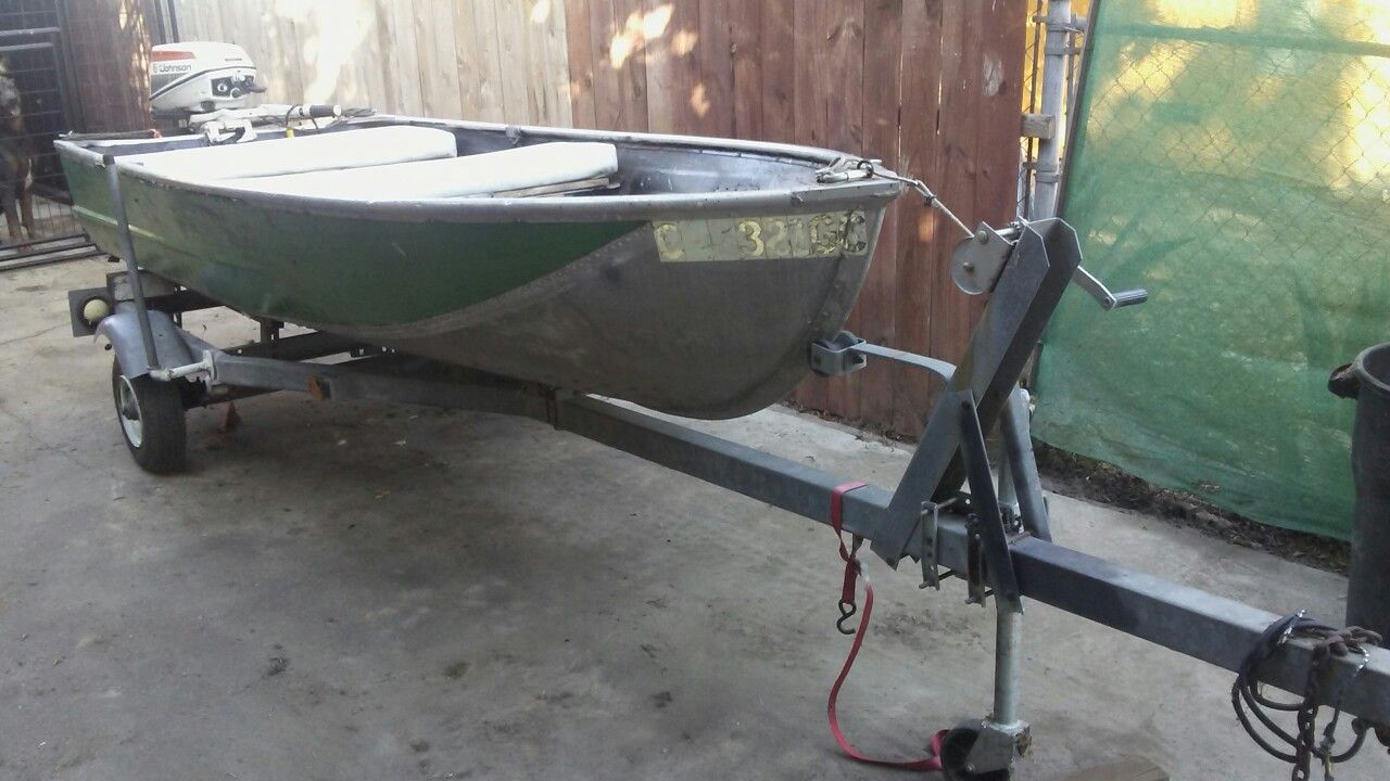 12 foot aluminum boat with motor and trailer