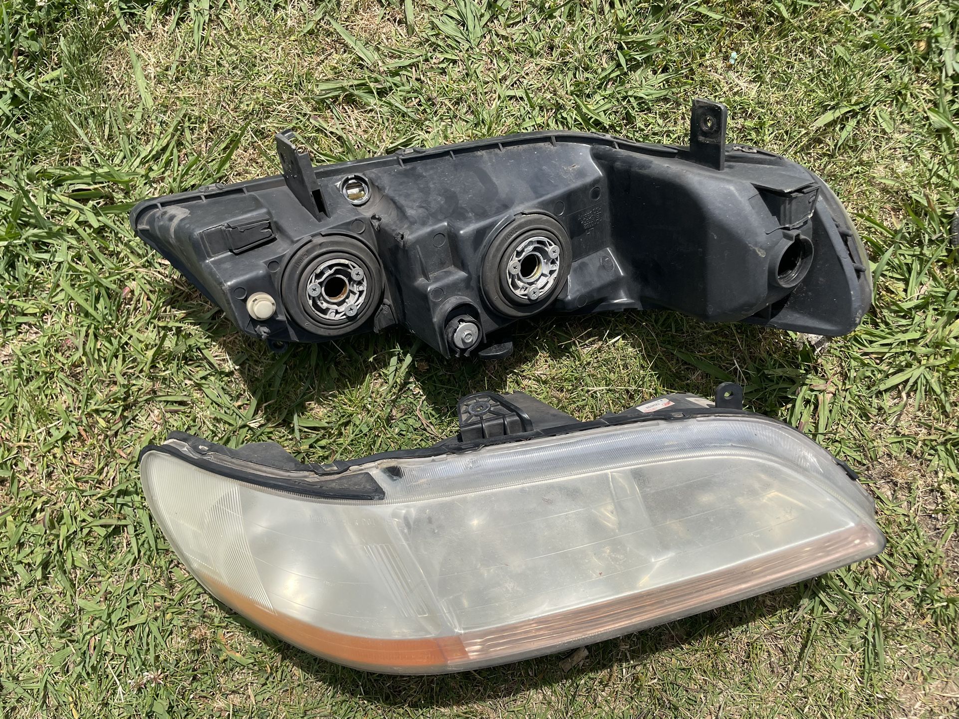 1(contact info removed) Honda Accord Headlights