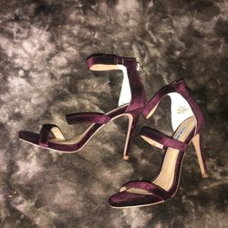 Burgundy Heels 6.5 