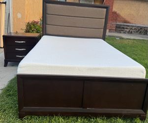 Beutiful full size bed with good mattress set and one nightstand