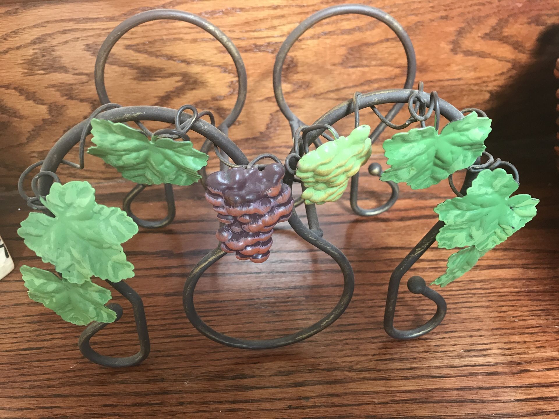Grape wine rack $5