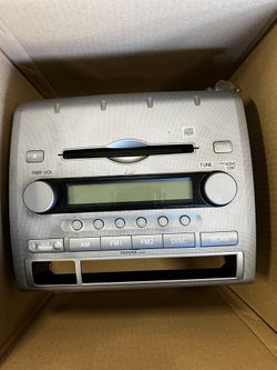 Used OEM 2005-2011 Tacoma Radio