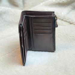 Premium Brown Full Grain Leather Wallet Textured Finish Multi Pocket Organizer