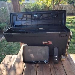 UnderCover Swing Case for Tacoma 2020 pangenger side