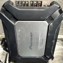 Pioneer Amp