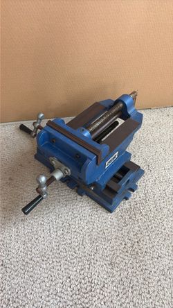 Cross slide vise