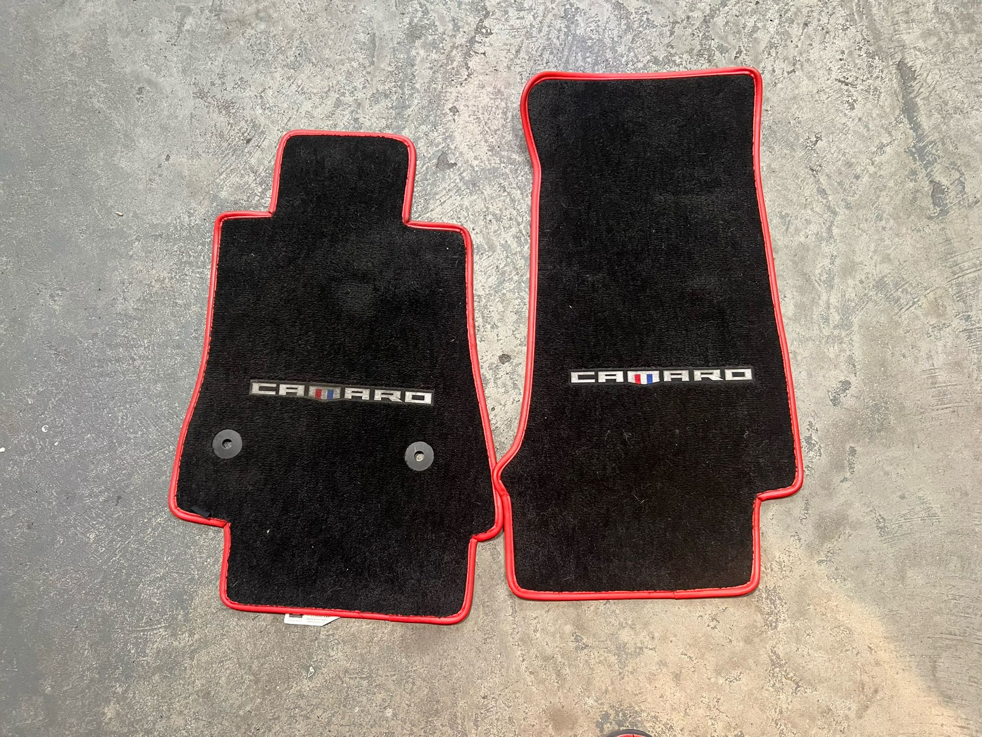 Camaro Floor Mats Red (Gen 6)