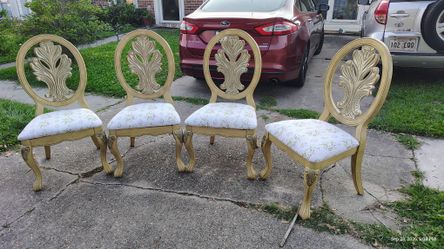 Dining Room chairschi