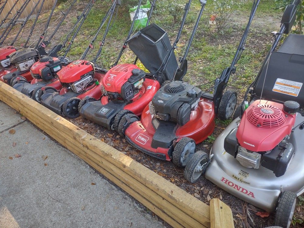 Push & Self Propelled Lawn Mowers