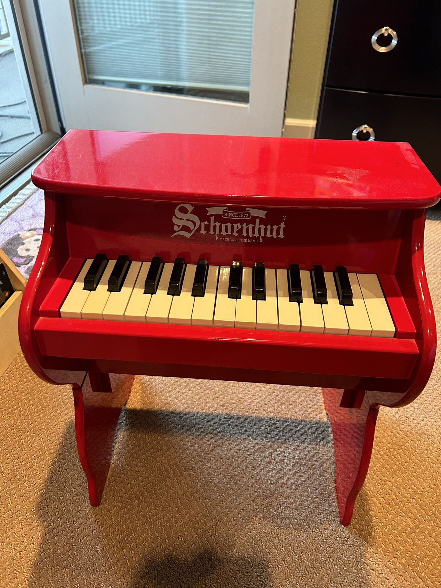 Toy Piano Schoenhut