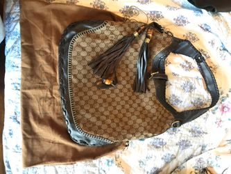 Large GUCCI purse/handbag