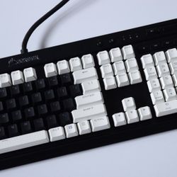 Corsair K95 PLATINUM keyboard
