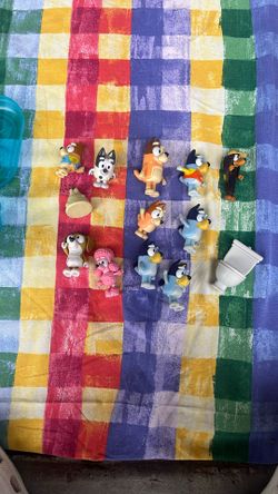Figurines