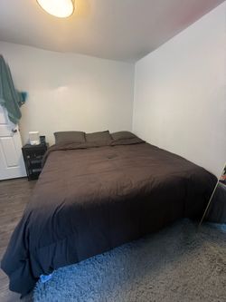 King size bed