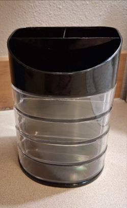 STORAGE ORGANIZER