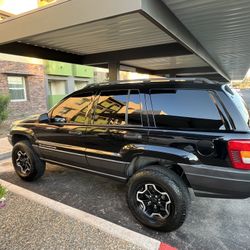 Grand Cherokee  
