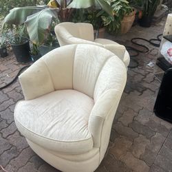 Free 2 Chairs