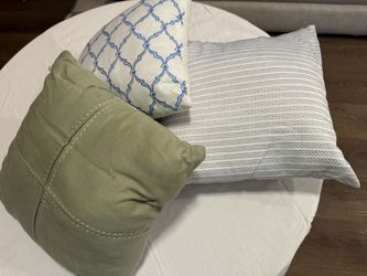 Decorative pillows