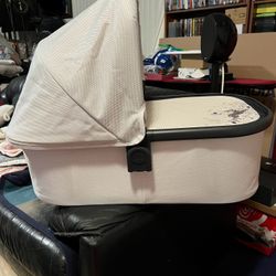 Uppababy White Bassinet Compatible With Vista V2 Stroller (Limited Edition Jade Rabbit) Stroller Not Included