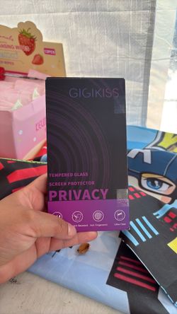 Tempered glass privacy screen protector, iPhone 16 Pro Max