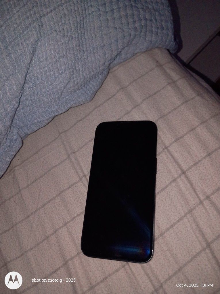 iPhone 13 128g