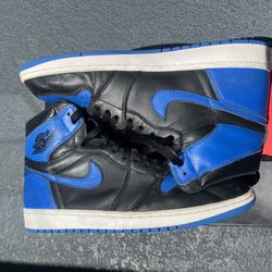 Jordan 1 Hyper Royal